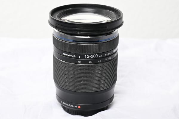 Olympus ED 12-200mm F.5-6.3 -Gebrauchtartikel-
